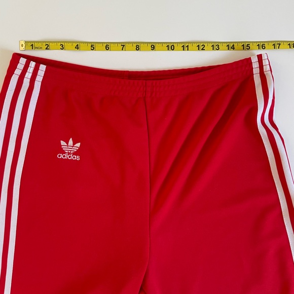 Vintage Red Adidas - Picture 2 of 5